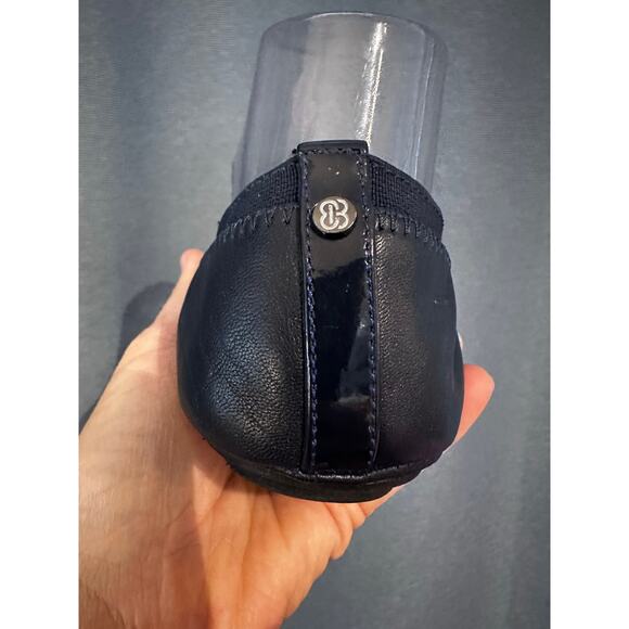 Bandalino Women's 7.5 Navy Ballet Flat Stretchy Comfort Shoe Tieks - Picture 6 of 10